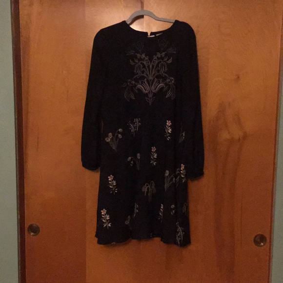 Loft dress, long-sleeve - Picture 2 of 2